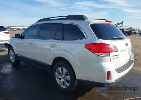 2010 Subaru Outback 3.6R Premium z USA, uszkodzony, nr VIN 4S4BRDHC8A2321872